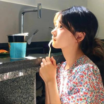 以下事件基于一堆谎言